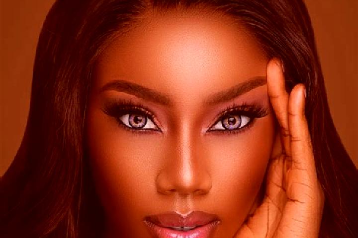 Aurora, 29, a chestnut blue-eyed ebony companion based in Cibatuireng. Offering Party Girl, Deep French Kissing, BDSM. Available for incall and outcall, day ...