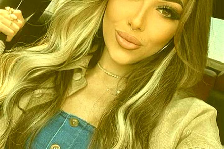 Aurora, 29, a dark blonde brown-eyed mediterranean companion based in Guiuan. Offering Duos, Prostate Massage, Roleplay, Domination, Girlfriend Experience. A...