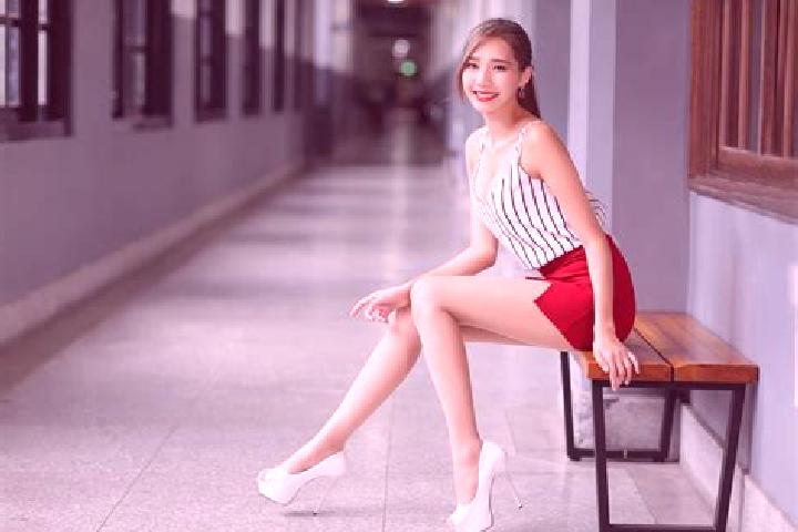 Aurora, 29, a dark blonde dark-eyed asian companion based in Waggrakine. Offering BDSM, Duos, Travel Companion. Available for incall and outcall, day and eve...