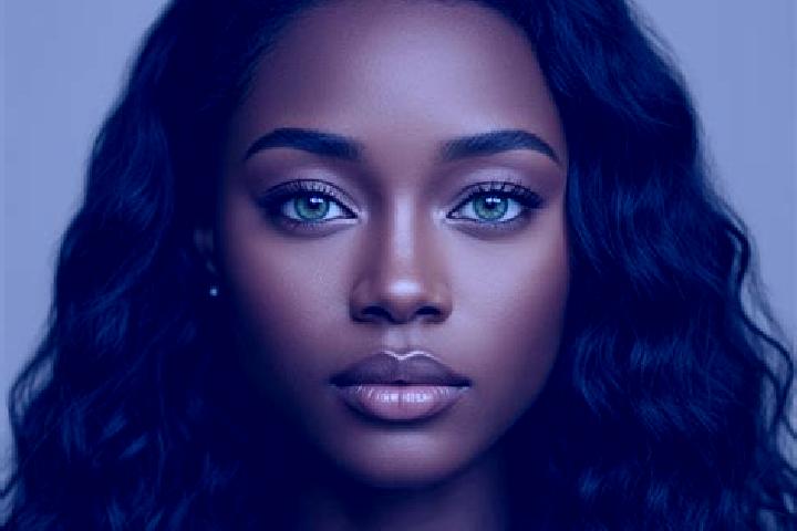 Aurora, 29, a red green-eyed ebony companion based in Hyhky. Offering A-Level, Massage, Party Girl, OWO. Available for incall and outcall, overnight bookings...