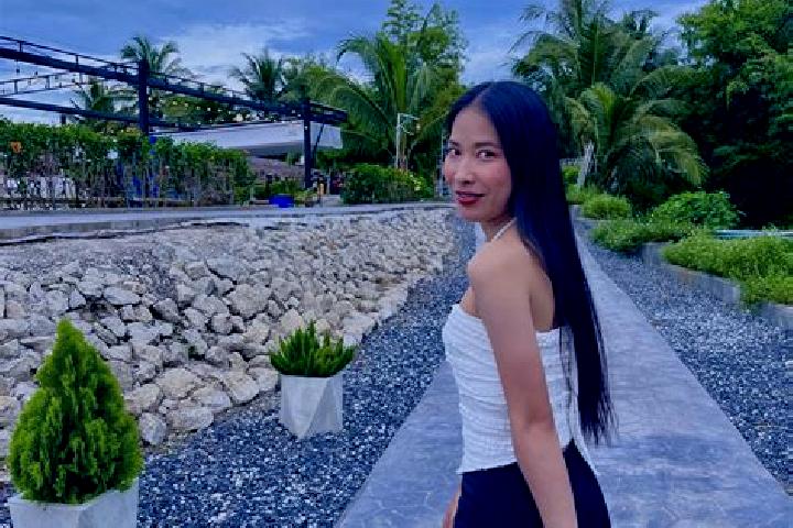Aurora, 29 — Escort in Fak Tha, Thailand