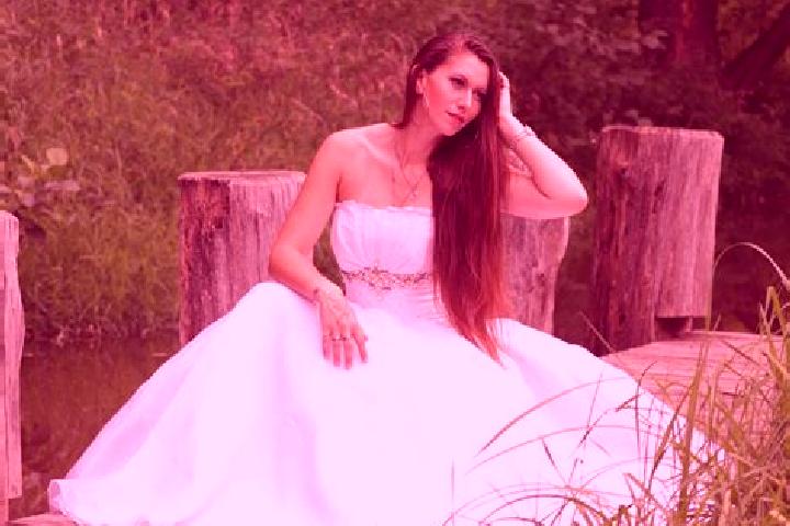 Aurora, 29 — Escort in Kamenicky, Czech Republic