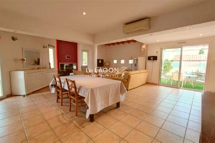 Aurora, 29 — Escort in Latour-Bas-Elne, France