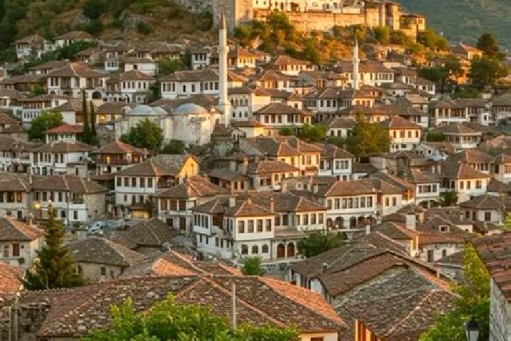 Aurora, 29 — Escort in Libofshe, Albania