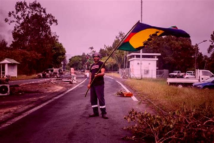 Aurora, 29 — Escort in Septieme Kilometre, New Caledonia