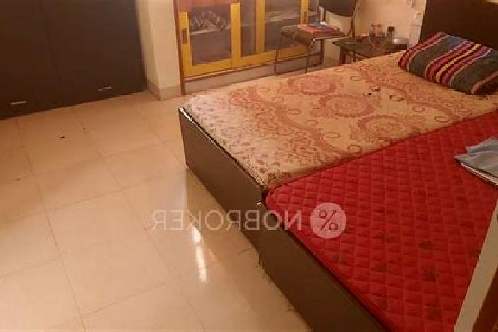 Aurora, 29 — Escort in Shirwal, India