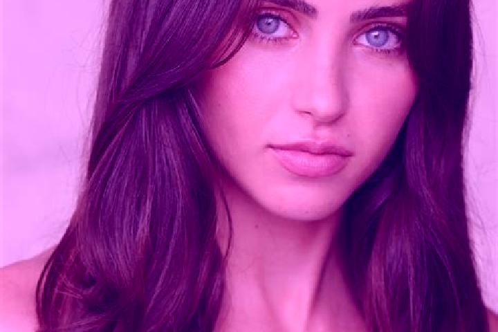 Aurora, 30, a auburn brown-eyed ebony companion based in Surdila-Gaiseanca. Offering CIM, Prostate Massage, Couples. Available for incall and outcall, overni...