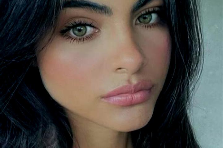 Aurora, 30, a brunette hazel-eyed caribbean companion based in San Ignacio. Offering Fetish, CIM, 69, Party Girl, Dinner Date. Available for incall and outca...
