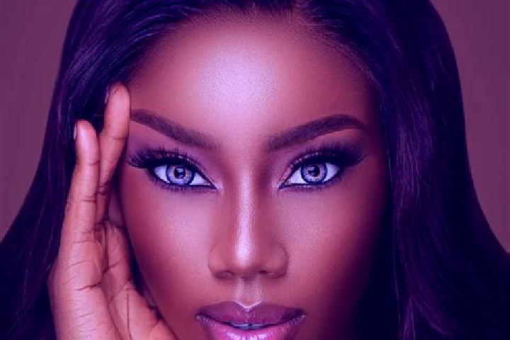 Aurora, 30, a chestnut blue-eyed ebony companion based in Tanlacut (Labor Zapata). Offering Domination, Tantra, Roleplay, Massage. Available for incall and o...