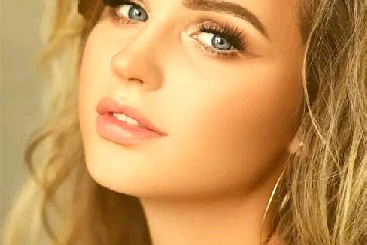 Aurora, 30, a dark blonde blue-eyed middle eastern companion based in Metztitla. Offering Prostate Massage, Travel Companion, BDSM. Available for incall and ...