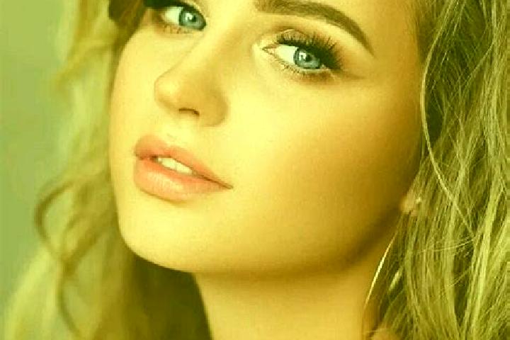 Aurora, 30, a dark blonde blue-eyed slavic companion based in Coalisland. Offering A-Level, Fetish, Party Girl. Available for incall and outcall, day and eve...