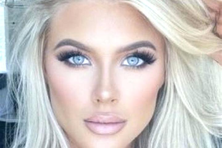 Aurora, 30, a platinum blonde grey-eyed latina companion based in Cetatele. Offering A-Level, OWO, BDSM. Available for incall and outcall, overnight bookings...