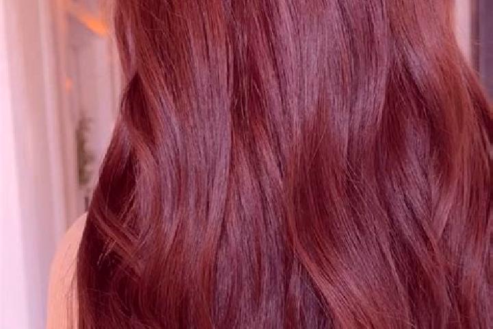 Aurora, 30, a red brown-eyed ebony companion based in Udeni-Zavoi. Offering Erotic Massage, Domination, Party Girl, Roleplay. Available for incall and outcal...