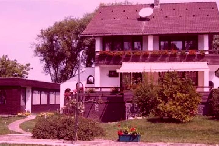 Aurora, 30 — Escort in Balatonfenyves, Hungary