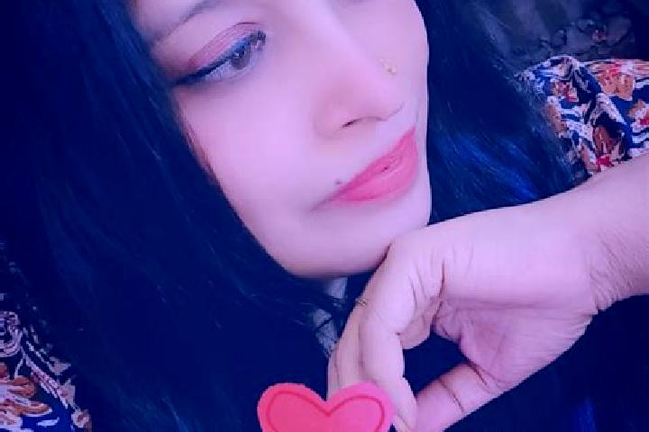 Aurora, 30 — Escort in Begampur, India
