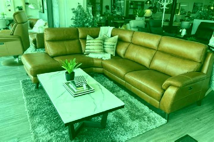 Aurora, 30 — Escort in Greenbank, Canada
