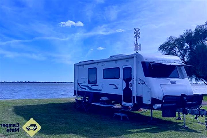 Aurora, 30 — Escort in Lake Boga, Australia