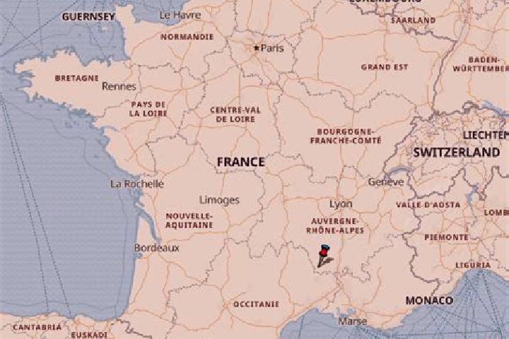Aurora, 30 — Escort in Lescheraines, France