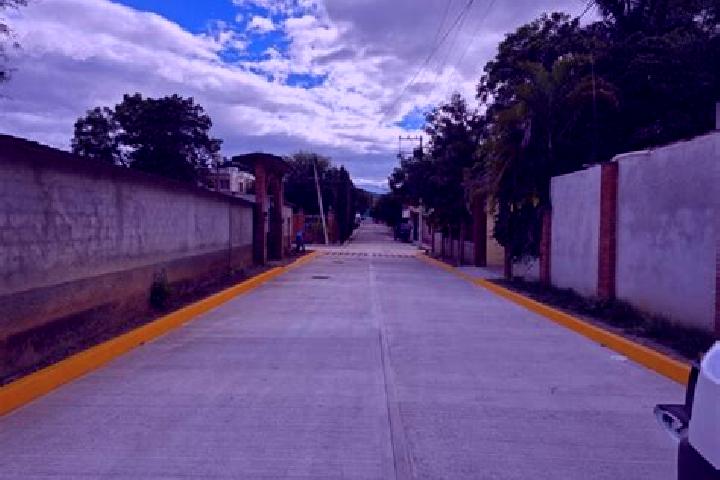 Aurora, 30 — Escort in Reyes Mantecon, Mexico