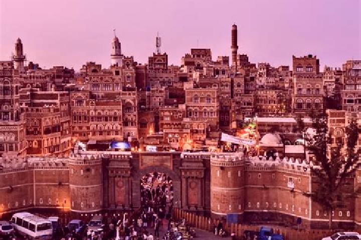 Aurora, 30 — Escort in Sana , Yemen
