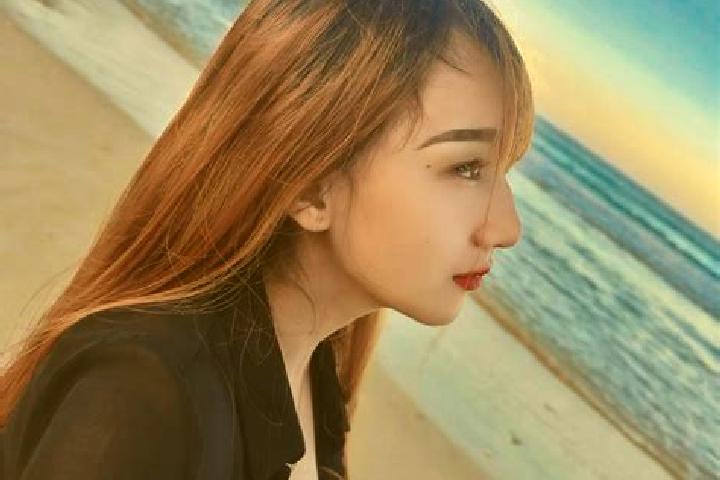 Aurora, 30 — Escort in Tawali, Indonesia