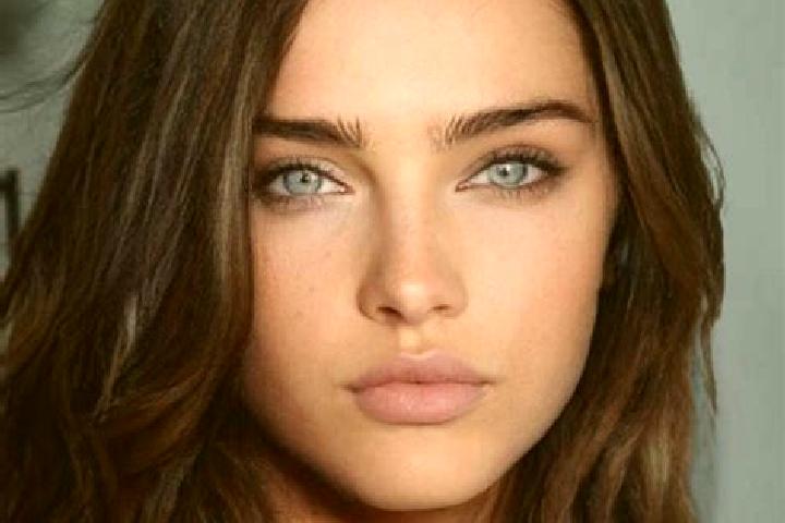 Aurora, 31, a brunette blue-eyed latina companion based in Ahi Dasht. Offering Erotic Massage, Dinner Date, Couples, A-Level, Roleplay. Available for incall ...