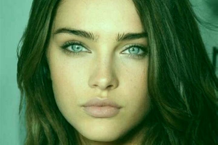 Aurora, 31, a brunette blue-eyed slavic companion based in Xonotipan de Juarez. Offering CIM, BDSM, Striptease, Dinner Date. Available for incall and outcall...