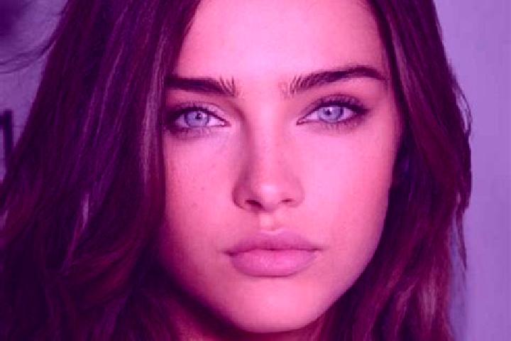 Aurora, 31, a brunette brown-eyed caucasian companion based in Riadove. Offering Overnight, Massage, Tantra, Striptease. Available for incall and outcall, ov...