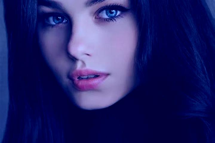 Aurora, 31, a brunette dark-eyed slavic companion based in Nam Shan Estate. Offering Fetish, Roleplay, Striptease. Available for incall and outcall, overnigh...