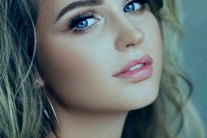 Aurora, 31, a dark blonde blue-eyed european companion based in Pombos. Offering Girlfriend Experience, Overnight, Dinner Date. Available for incall and outc...