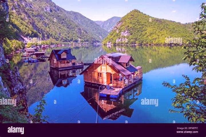 Aurora, 31 — Escort in Bajina Basta, Serbia