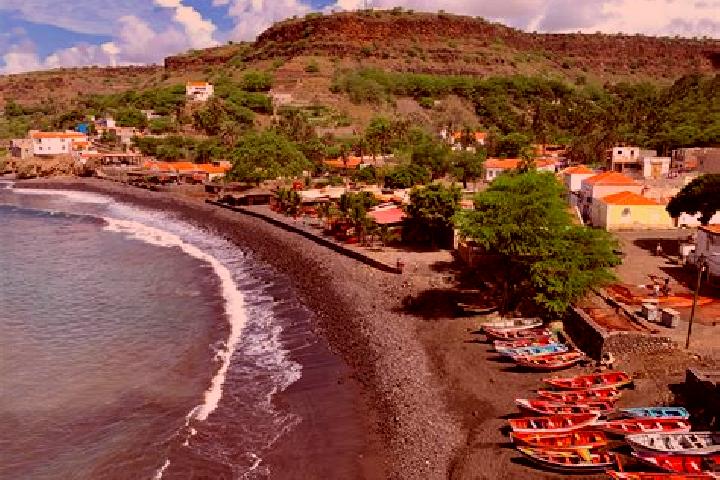 Aurora, 31 — Escort in Calabaceira, Cape Verde