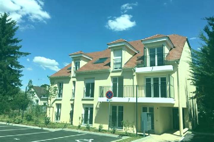 Aurora, 31 — Escort in Chevry-Cossigny, France