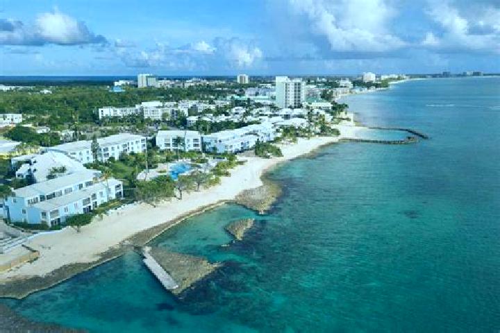 Aurora, 31 — Escort in Half Way Ground, Cayman Islands