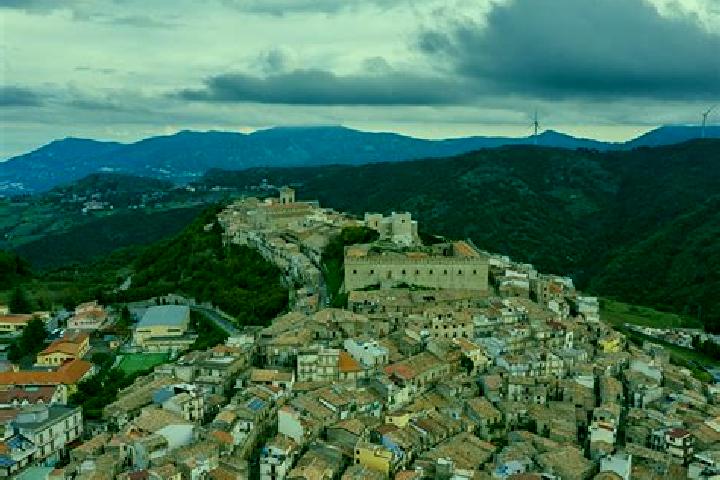 Aurora, 31 — Escort in Montalbano Elicona, Italy