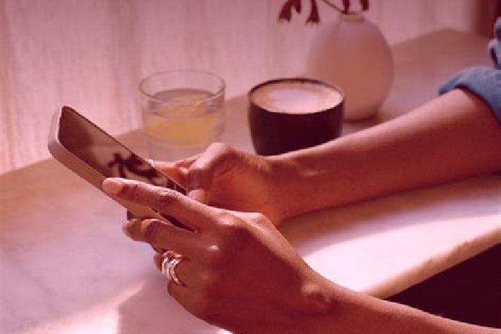 Aurora, 31 — Escort in Ney Zar, Iran
