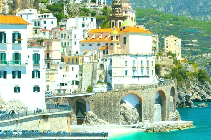 Aurora, 31 — Escort in Nocara, Italy