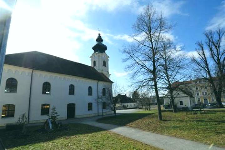 Aurora, 31 — Escort in Oberschuetzen, Austria