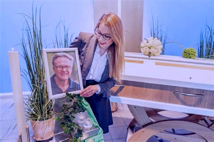Aurora, 31 — Escort in Schwindegg, Germany