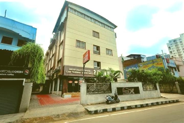 Aurora, 31 — Escort in Sekaran, Indonesia