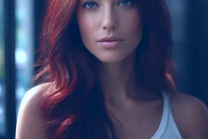 Aurora, 32, a auburn hazel-eyed latina companion based in Cupello. Offering Tantra, Overnight, A-Level, Deep French Kissing, OWO. Available for incall and ou...