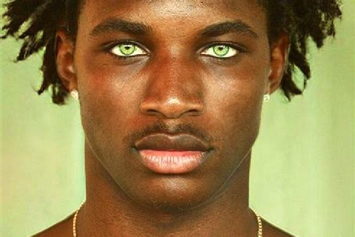 Aurora, 32, a black green-eyed middle eastern companion based in San Juan Lachigalla. Offering OWO, Domination, Girlfriend Experience, BDSM. Available for in...