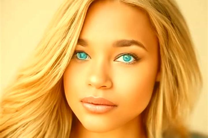 Aurora, 32, a blonde blue-eyed latina companion based in Goritz. Offering 69, Overnight, Striptease. Available for incall and outcall, day and evening dates.