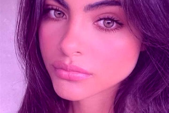 Aurora, 32, a brunette dark-eyed middle eastern companion based in Lafiagi. Offering Erotic Massage, Party Girl, Prostate Massage, GFE. Available for incall ...