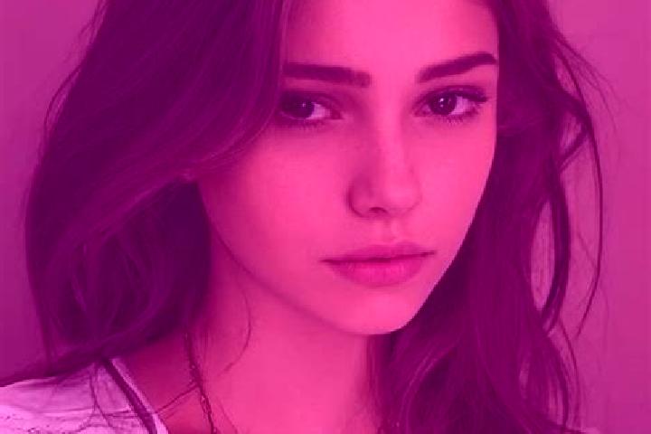 Aurora, 32, a chestnut grey-eyed slavic companion based in Eva. Offering Domination, Couples, Party Girl. Available for incall and outcall, day and evening d...