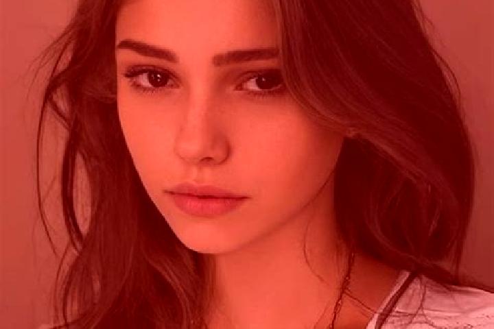 Aurora, 32, a chestnut grey-eyed slavic companion based in Ngunggahan. Offering Roleplay, OWO, Girlfriend Experience, Overnight, Erotic Massage. Available fo...