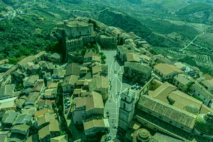Aurora, 32 — Escort in Amantea, Italy