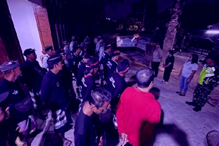 Aurora, 32 — Escort in Banjar Langgahan Kangin, Indonesia
