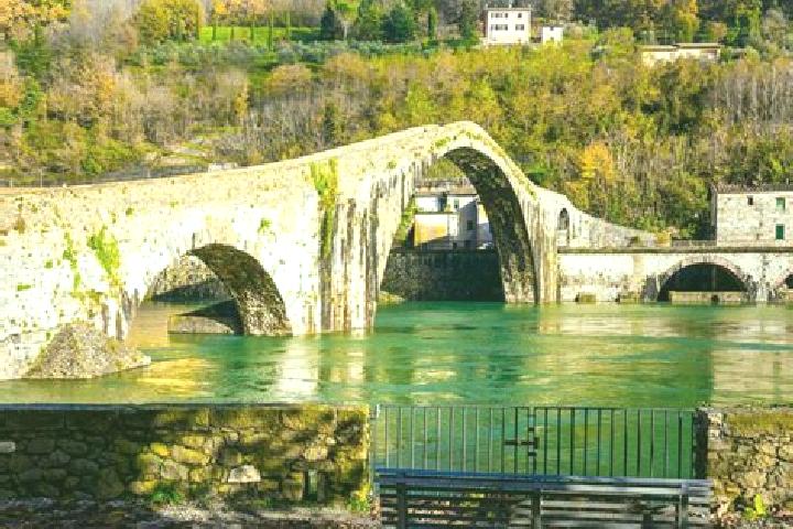 Aurora, 32 — Escort in Borgo Fra Diavolo, Italy