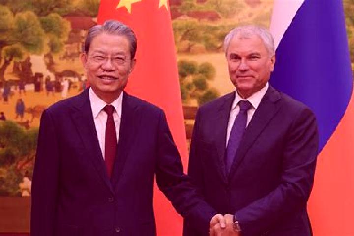 Aurora, 32 — Escort in Duma, China